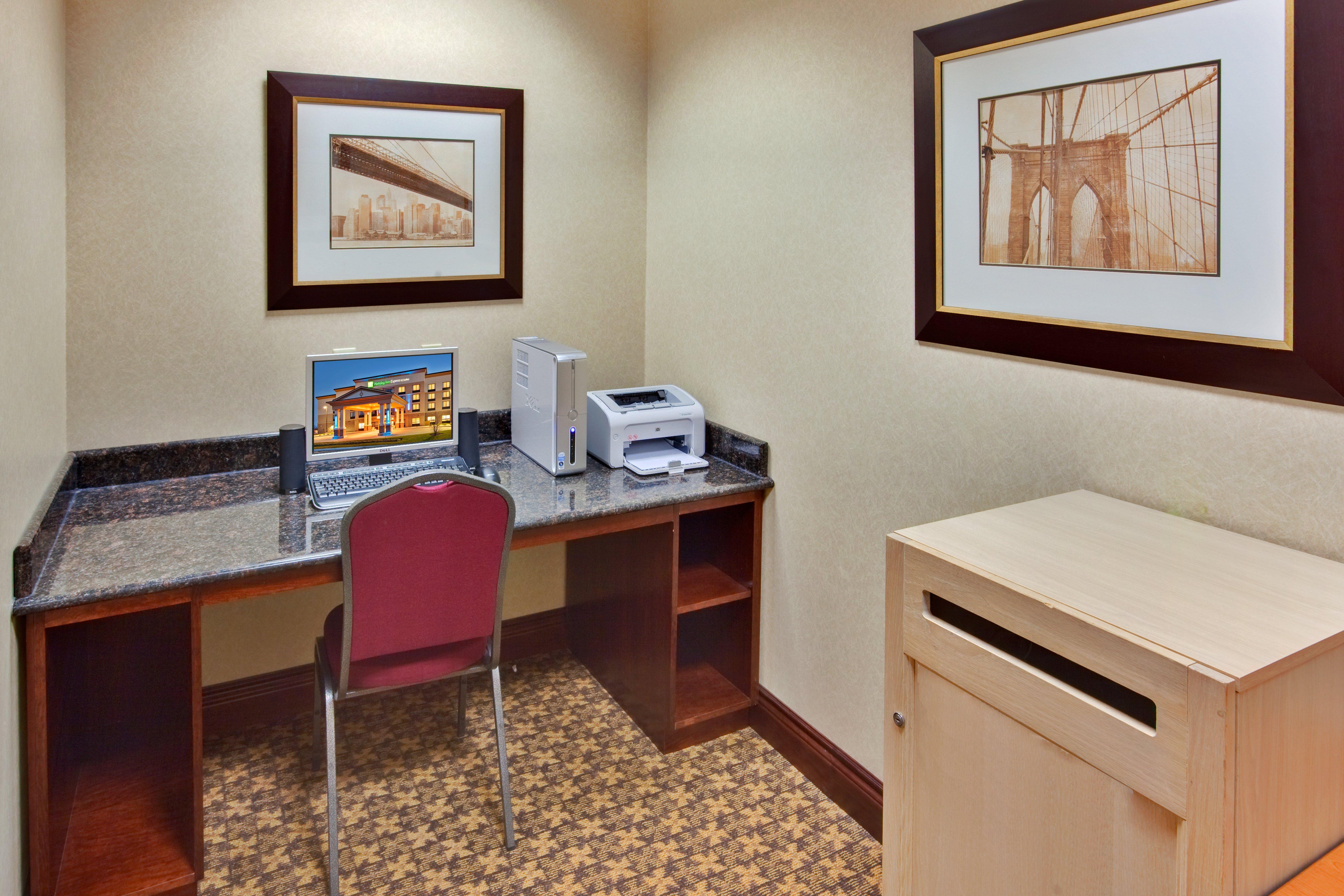 Holiday Inn Express Hotel & Suites Brockville By Ihg Eksteriør billede