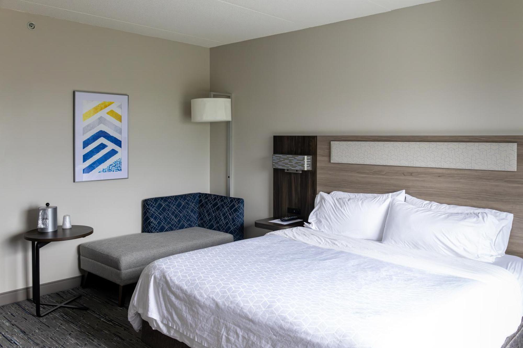 Holiday Inn Express Hotel & Suites Brockville By Ihg Eksteriør billede