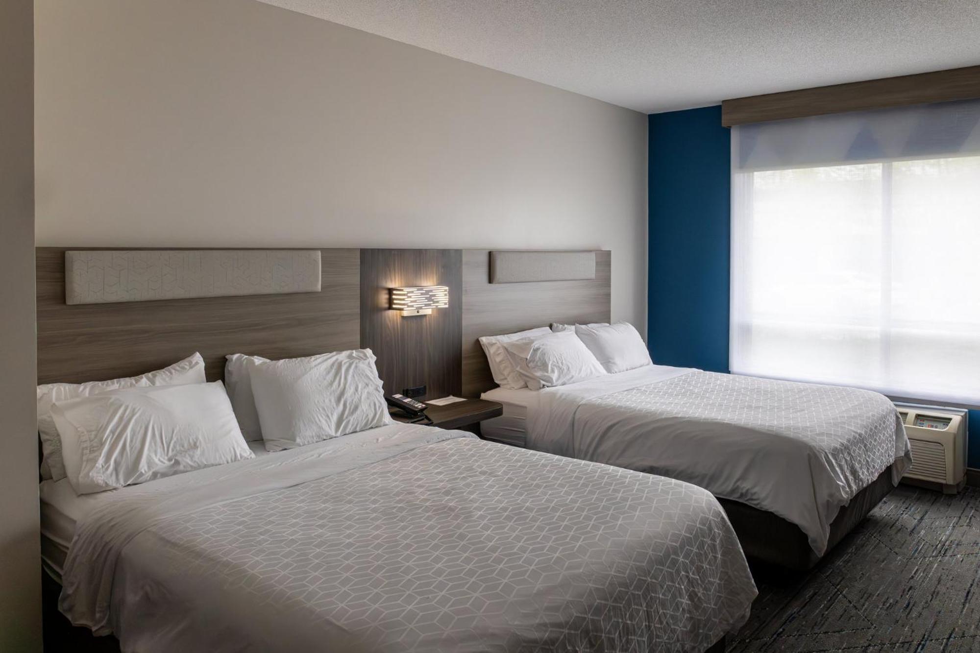 Holiday Inn Express Hotel & Suites Brockville By Ihg Eksteriør billede