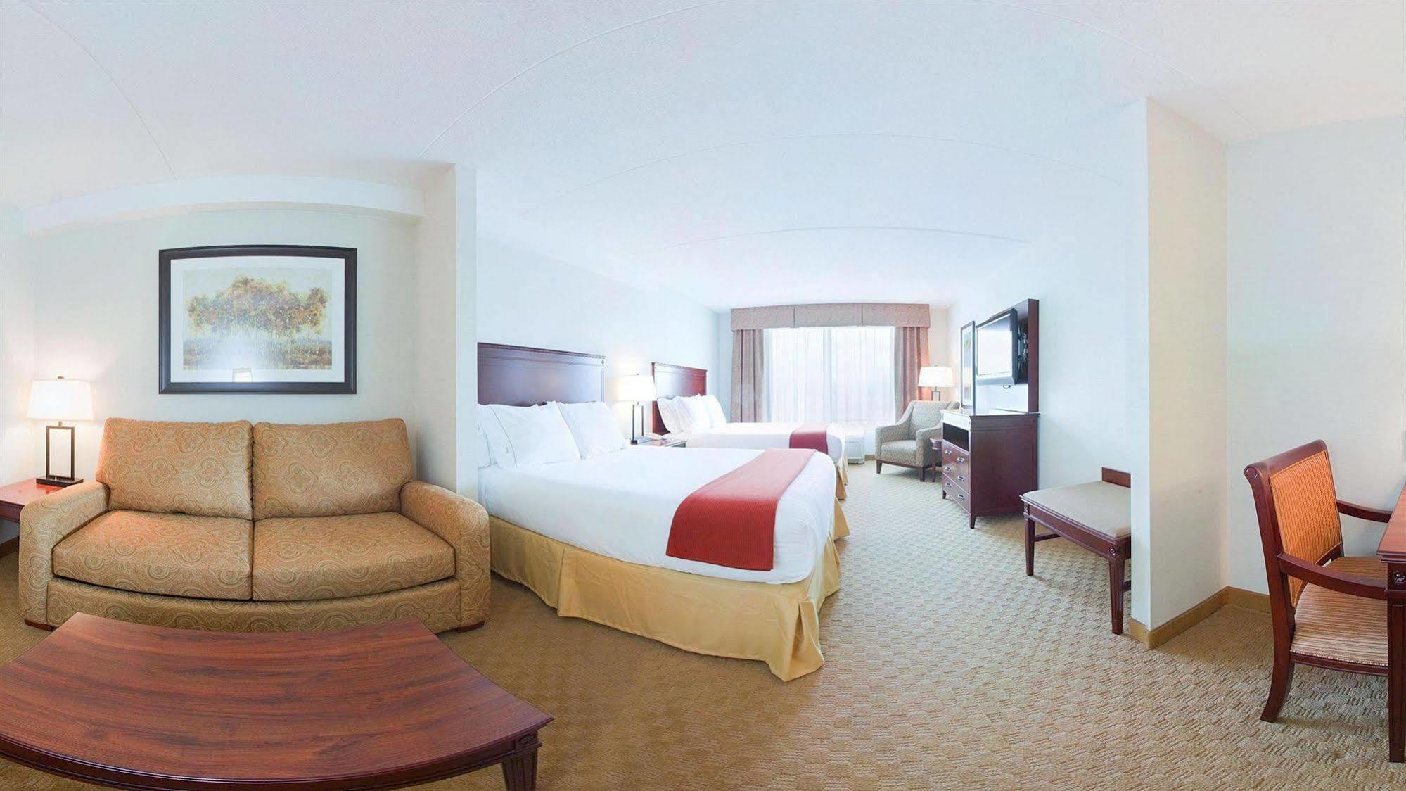 Holiday Inn Express Hotel & Suites Brockville By Ihg Eksteriør billede
