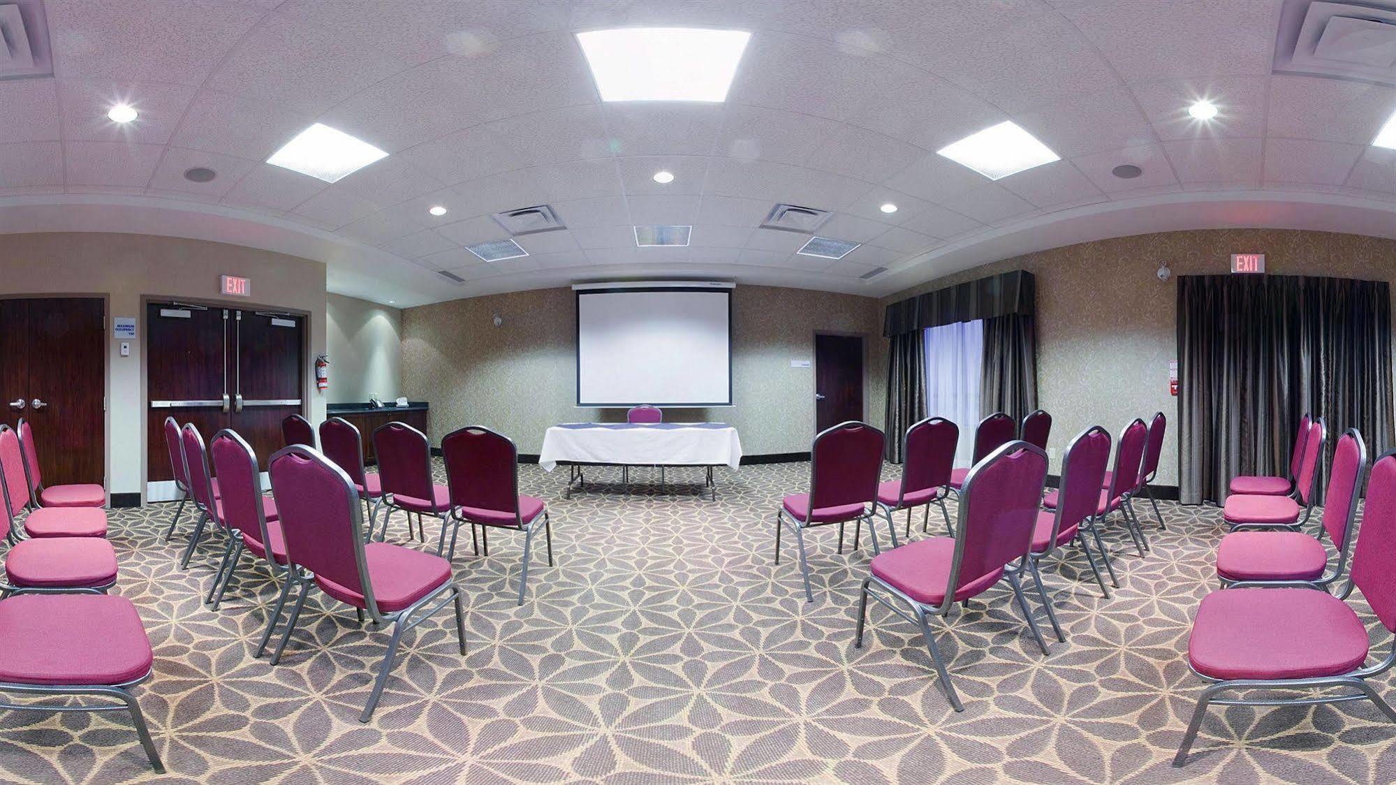 Holiday Inn Express Hotel & Suites Brockville By Ihg Eksteriør billede